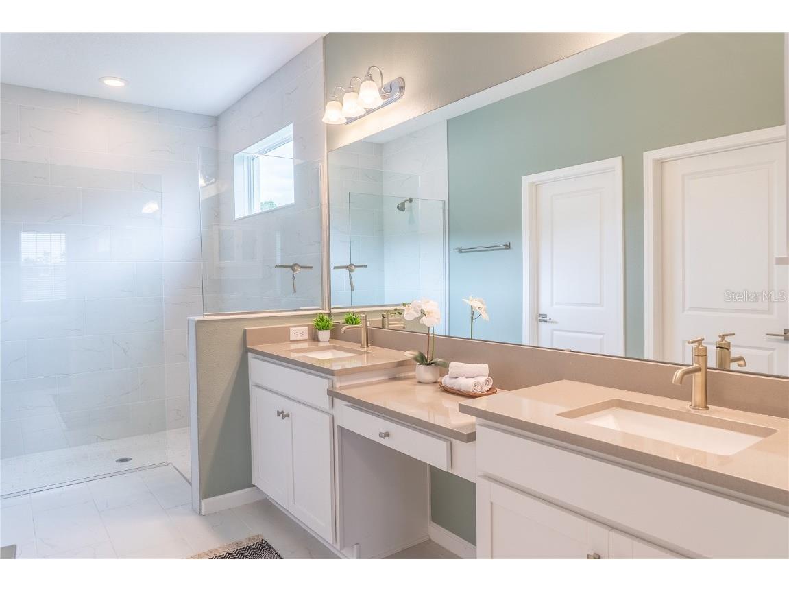 30053 Island Club Drive Tavares FL 32778 - LAKE DORA AND LAKE BEAUCLAIRE O6212539 image18