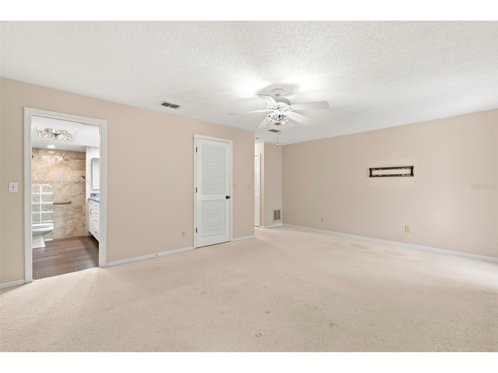 3006 Bolt Drive Palm Harbor FL 34685 TB8456648 image27