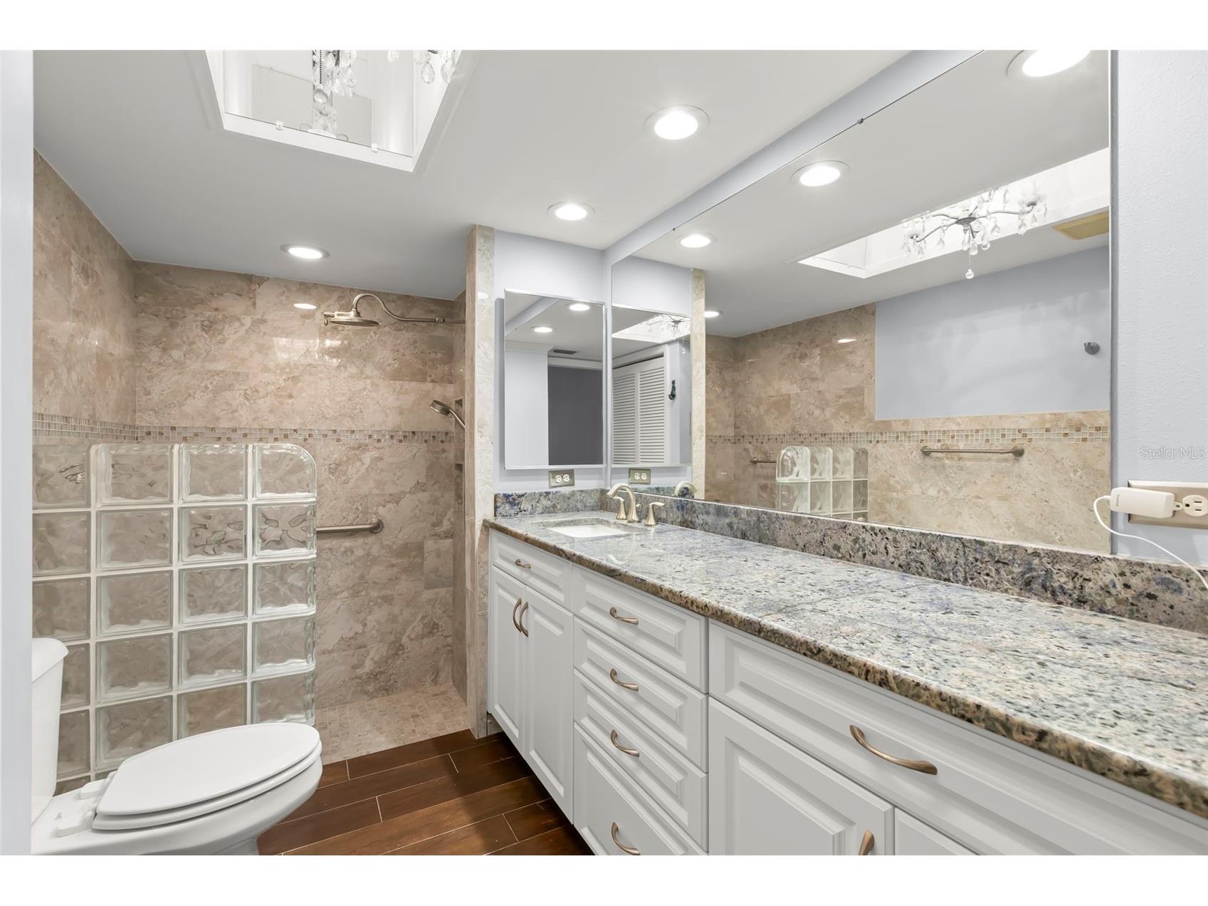 3006 Bolt Drive Palm Harbor FL 34685 TB8456648 image28