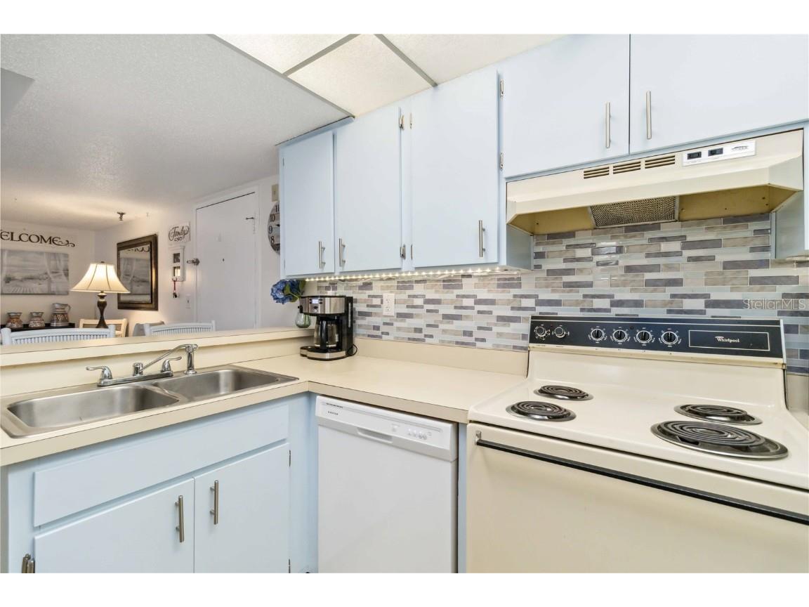 3006 Caring Way #304 Port Charlotte FL 33952 N6138352 image12