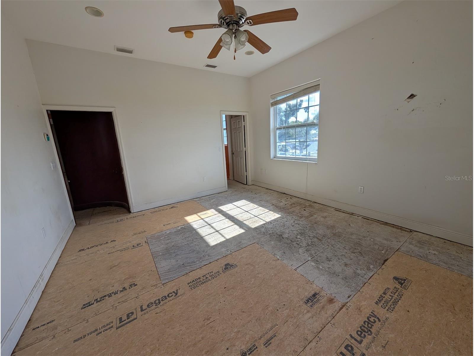 3006 Hawthorne Street Sarasota FL 34239 A4694520 image10