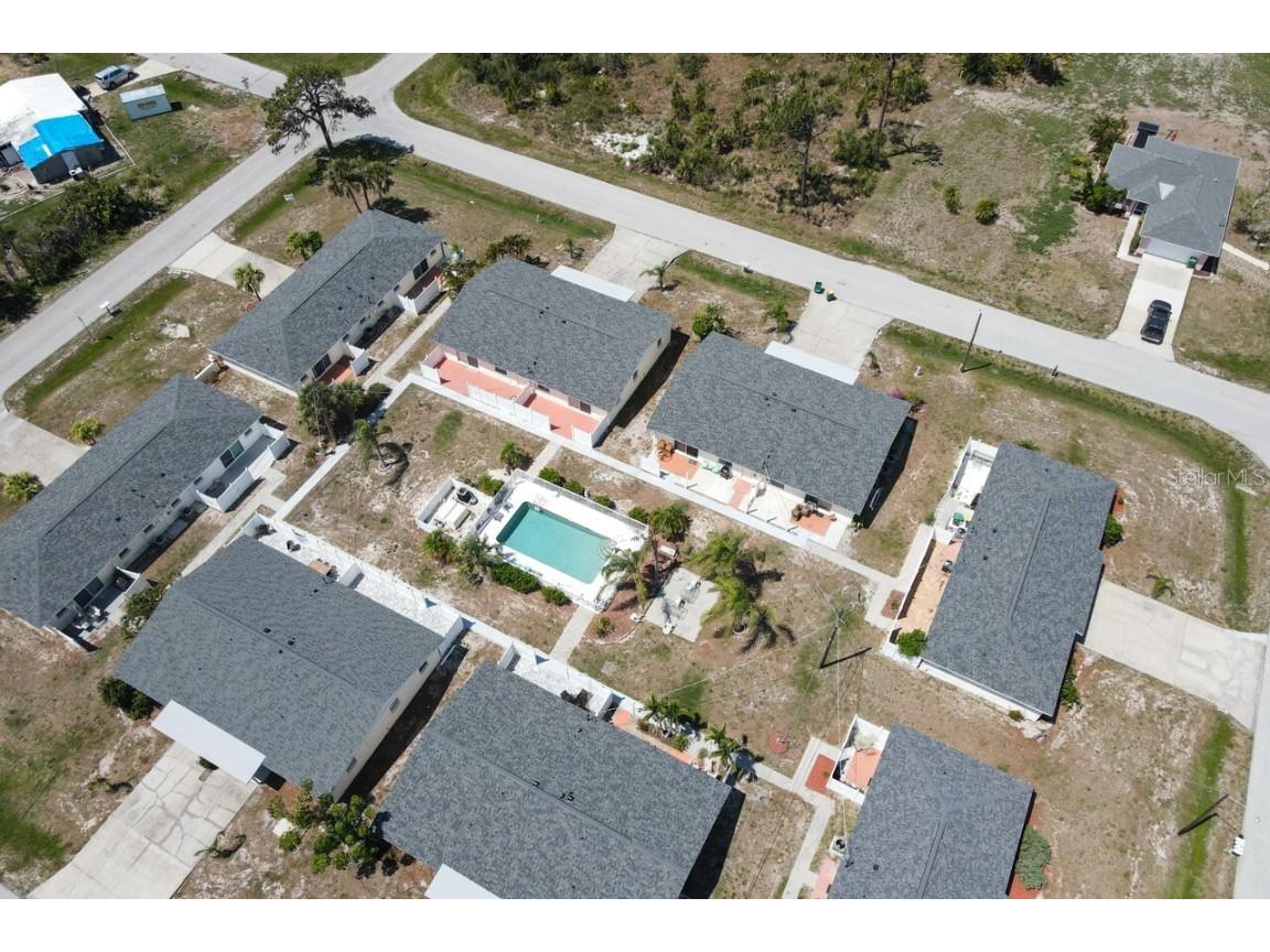 3006 Holly Avenue Englewood FL 34224 D6131304 image1