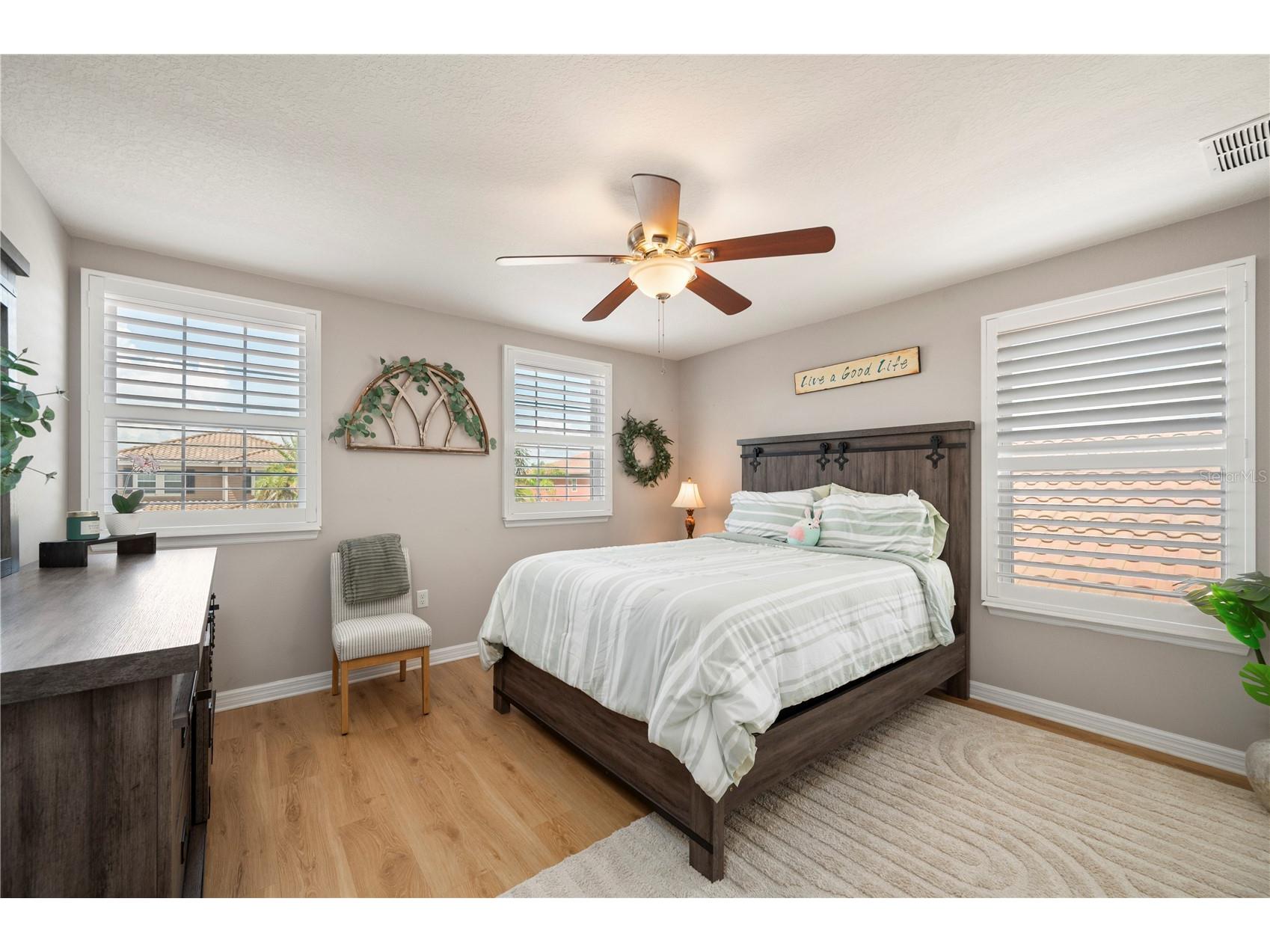 3006 Oriole Drive Sarasota FL 34243 C7526767 image17