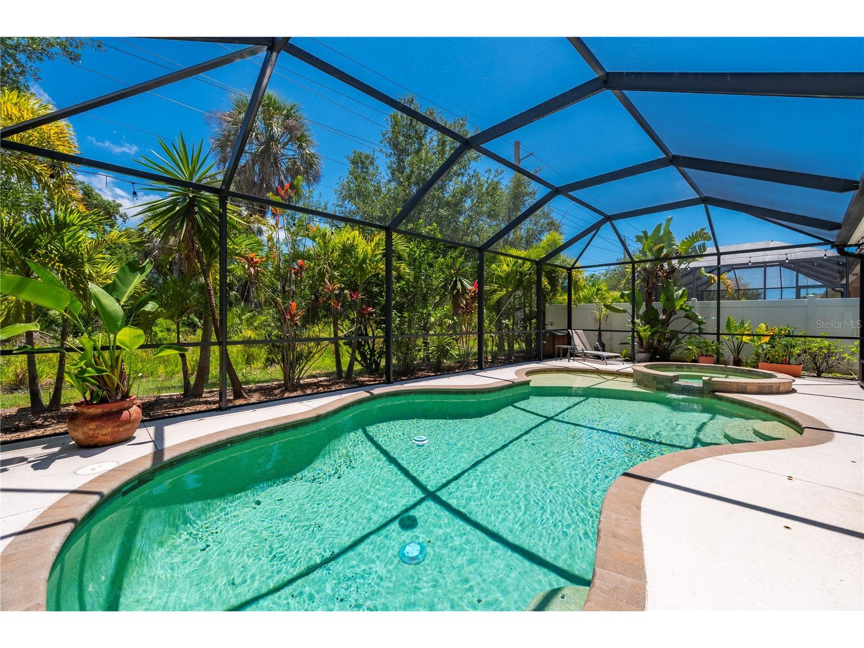 3006 Oriole Drive Sarasota FL 34243 C7526767 image9