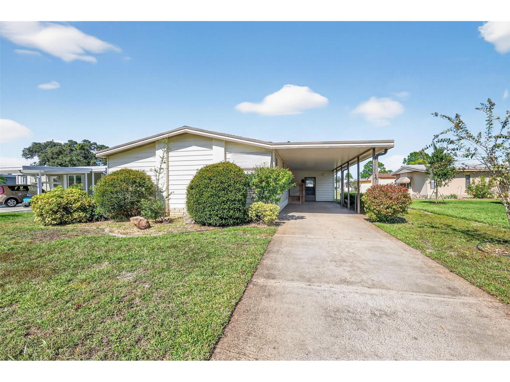 3006 Rainbow Road Tavares FL 32778 G5103984 image1