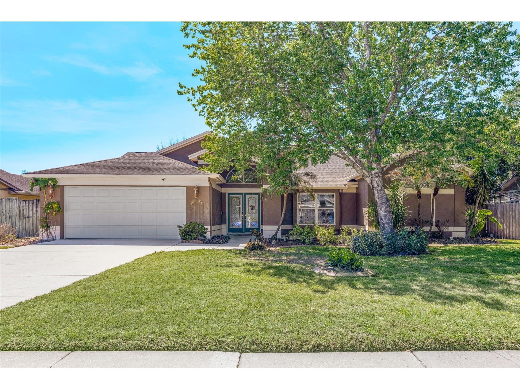 3006 Sprawling Oaks Place Valrico FL 33596 TB8497543 image1