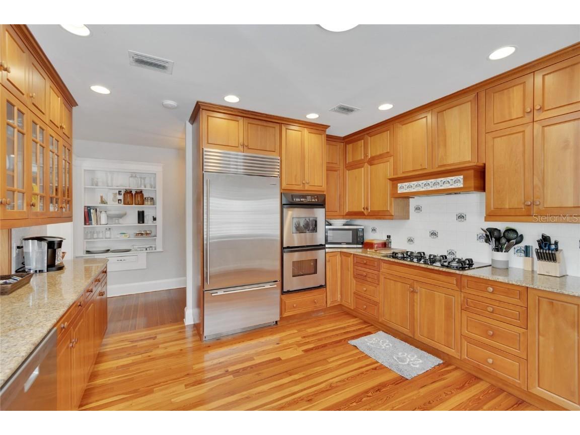 3006 W Harbor View Avenue Tampa FL 33611 TB8437727 image11