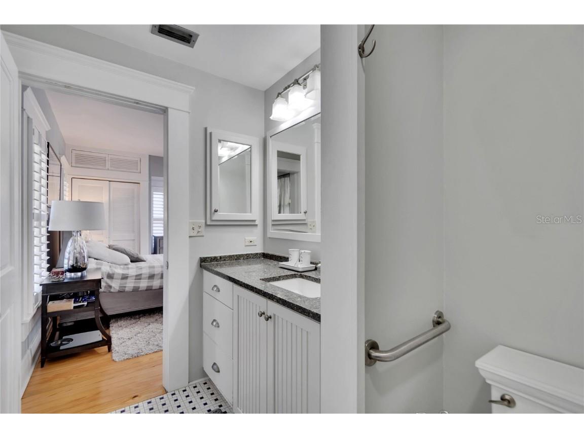 3006 W Harbor View Avenue Tampa FL 33611 TB8437727 image28