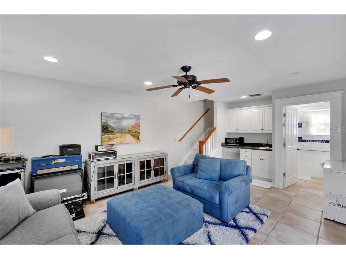 3006 W Harbor View Avenue Tampa FL 33611 TB8437727 image41