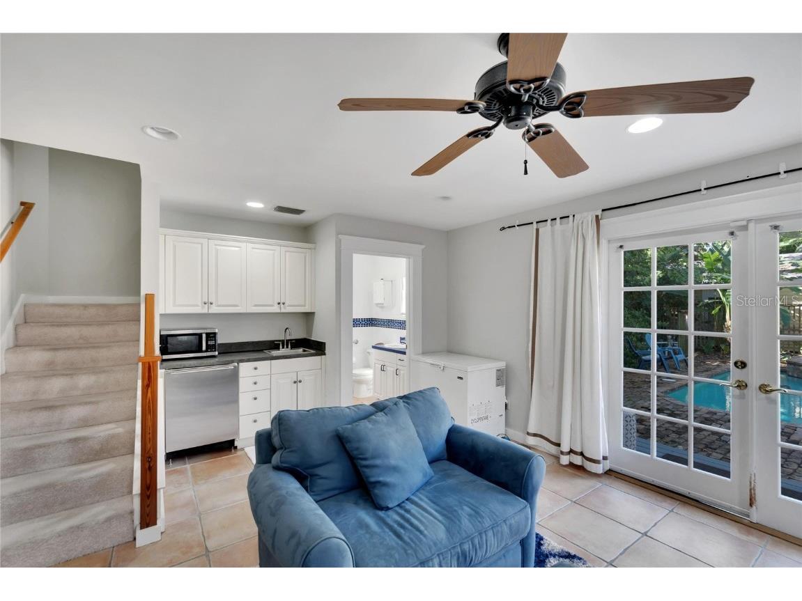 3006 W Harbor View Avenue Tampa FL 33611 TB8437727 image46