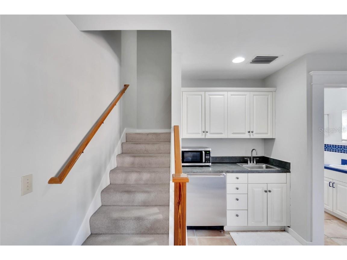 3006 W Harbor View Avenue Tampa FL 33611 TB8437727 image50