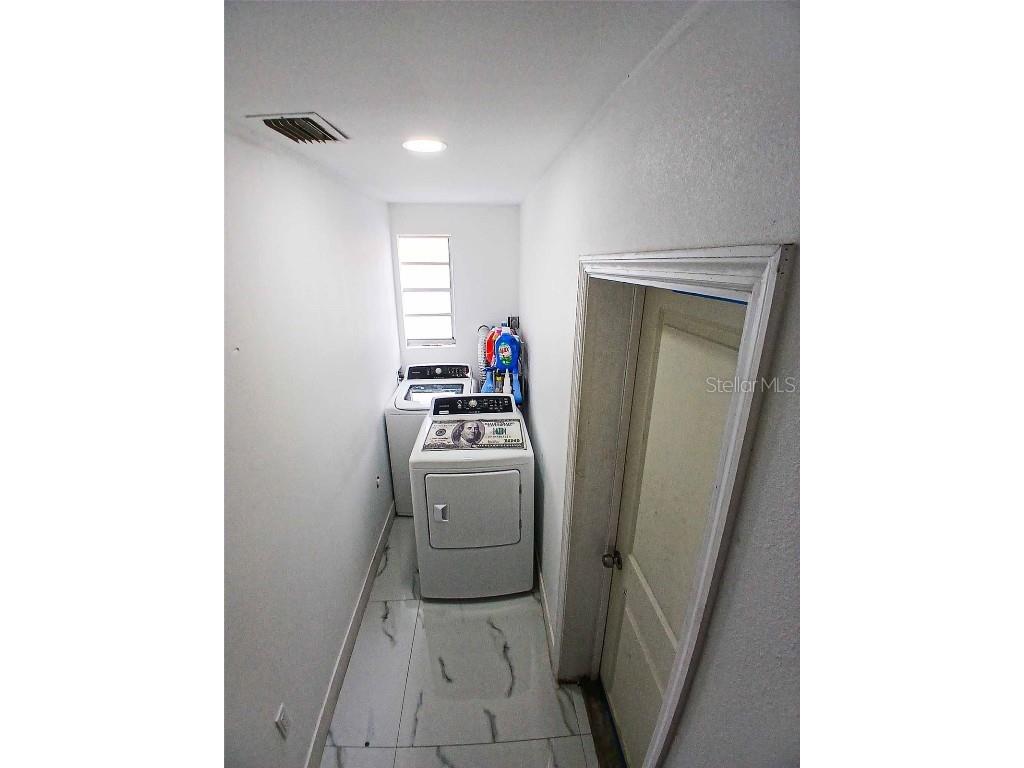 3006 W Kirby Street Tampa FL 33614 TB8416948 image24