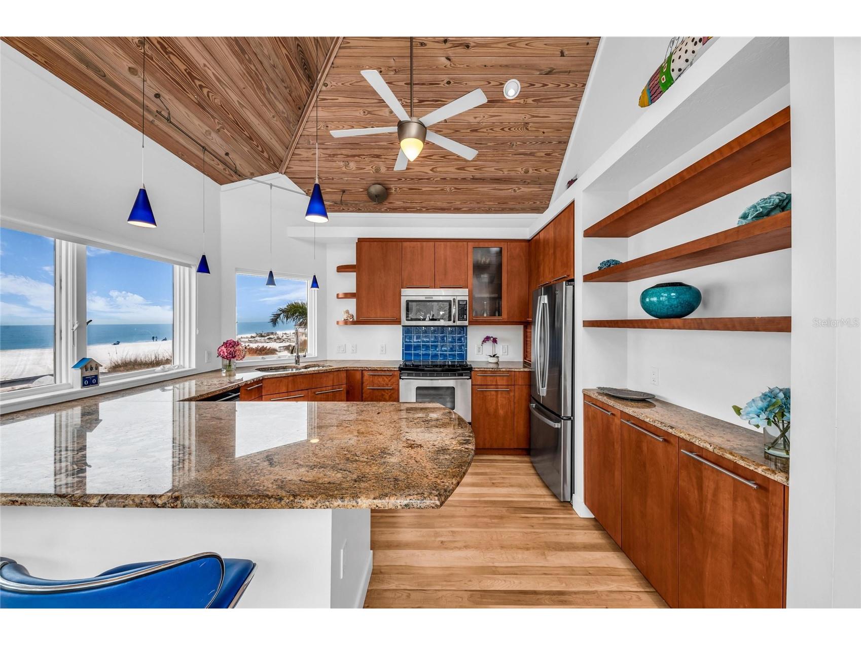3007 Avenue F Holmes Beach FL 34217 - THE GULF A4682621 image36