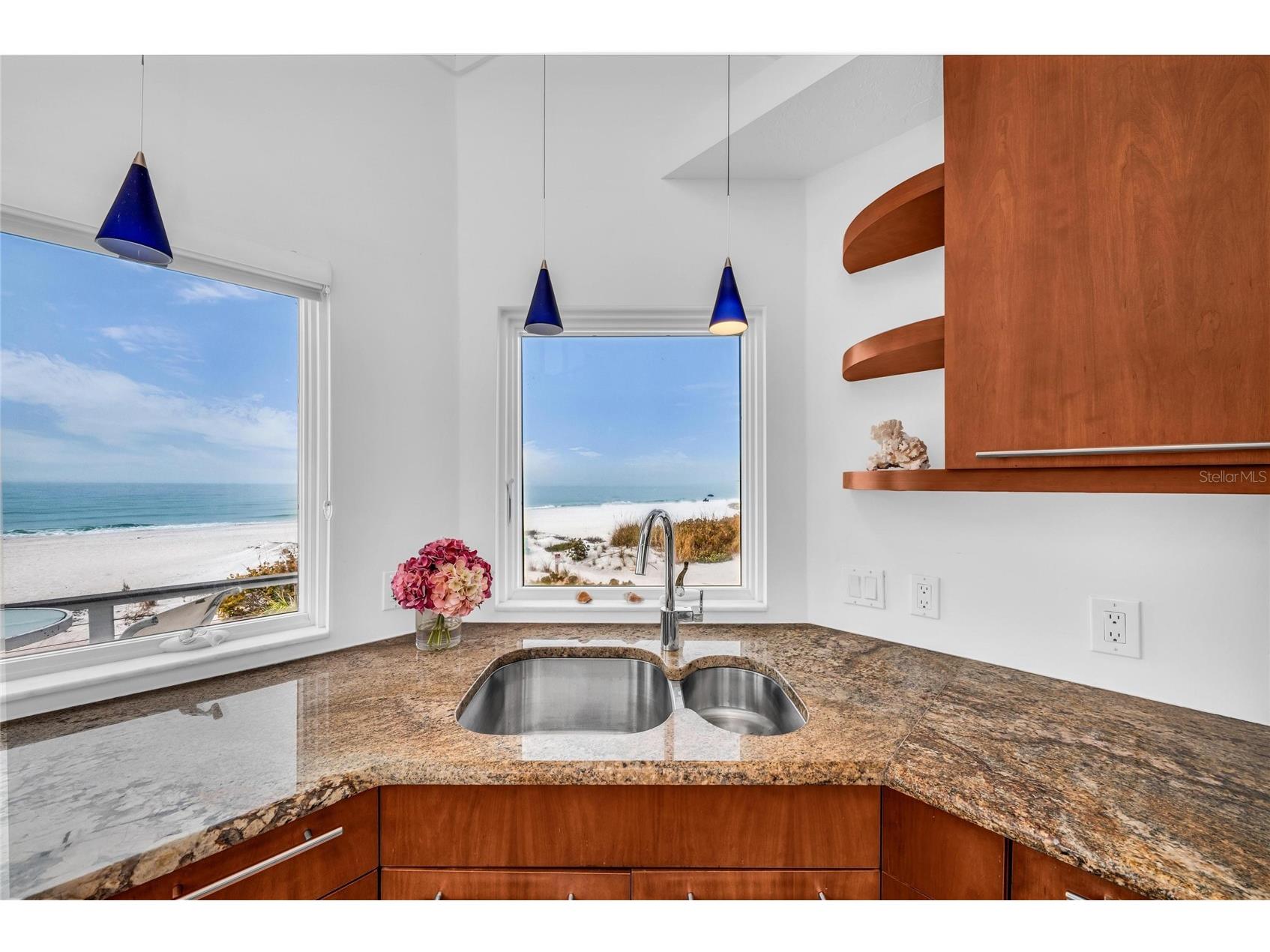 3007 Avenue F Holmes Beach FL 34217 - THE GULF A4682621 image40