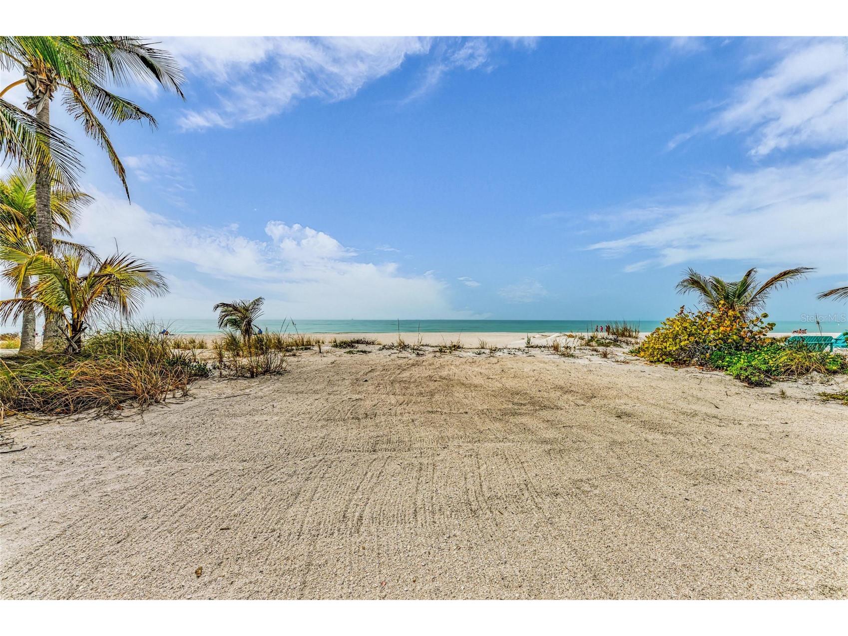 3007 Avenue F Holmes Beach FL 34217 - THE GULF A4682621 image56