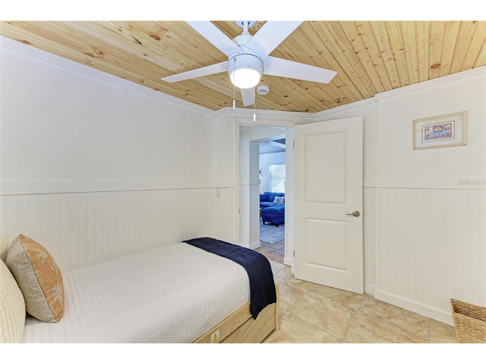 3007 Avenue F Holmes Beach FL 34217 - THE GULF A4682621 image73