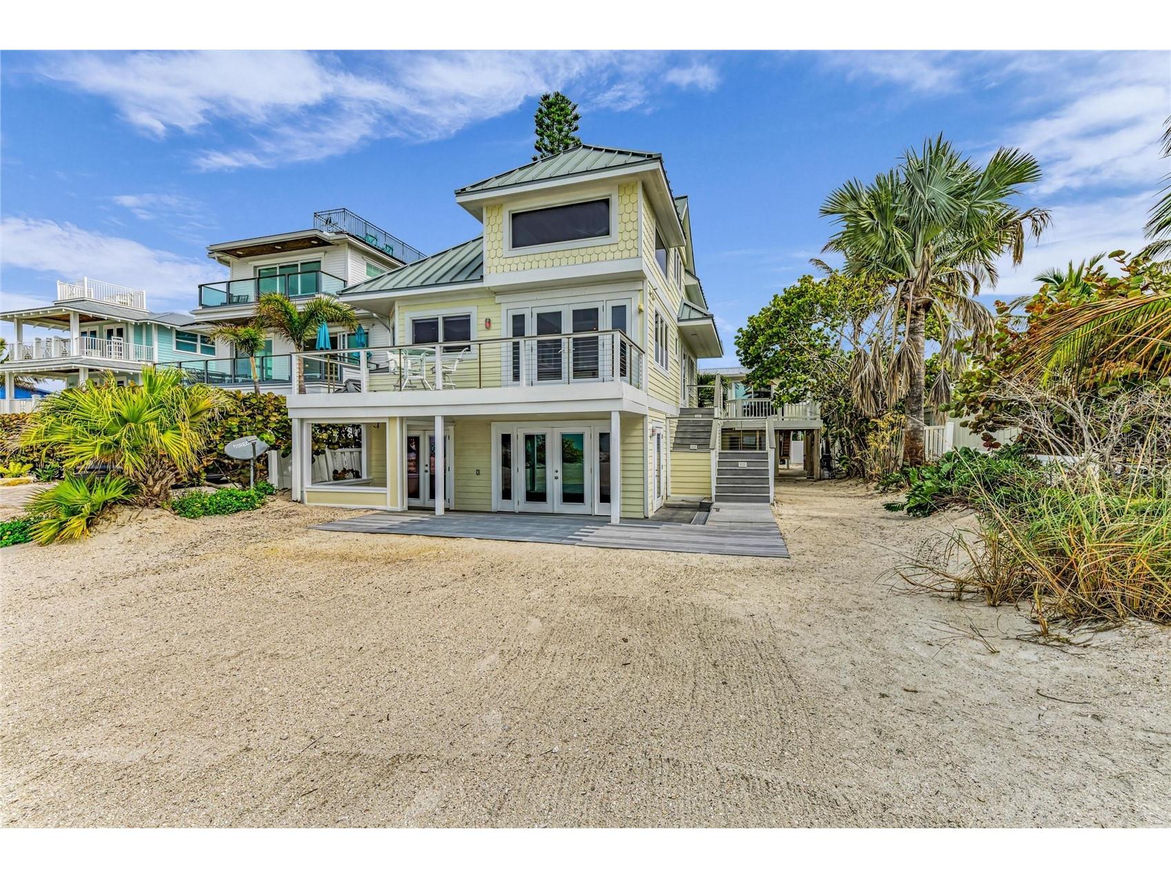 3007 Avenue F Holmes Beach FL 34217 - THE GULF A4682622 image2