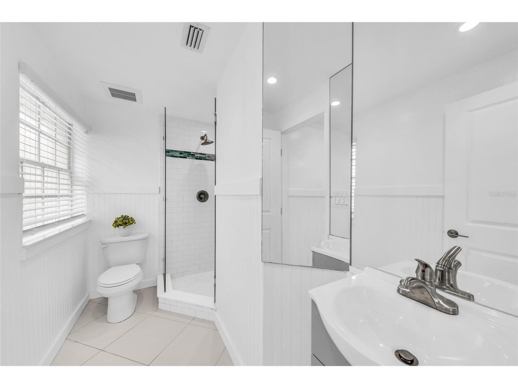 3007 Avenue F Holmes Beach FL 34217 - THE GULF A4682622 image24