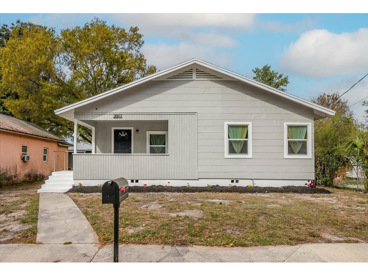 3007 Dixie Avenue Sarasota FL 34234 TB8469599 image1