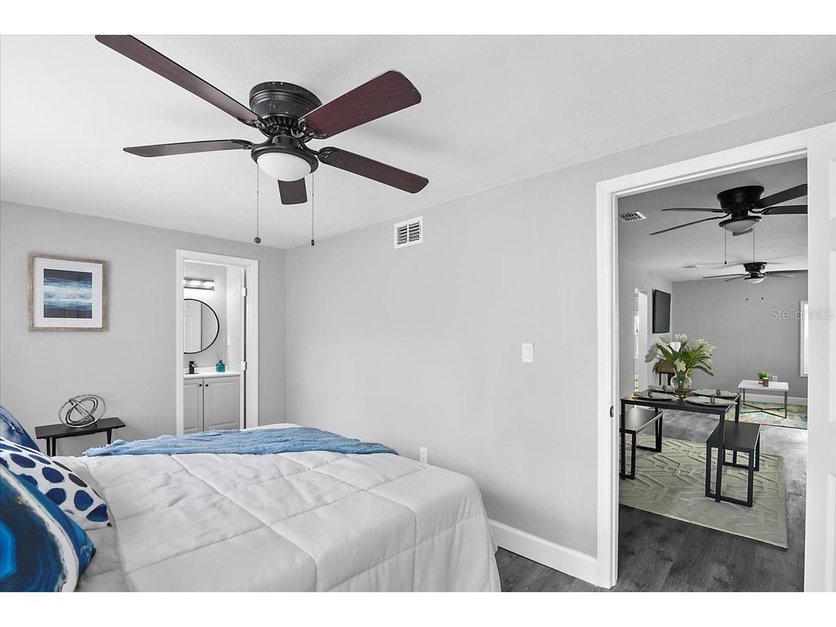 3007 Dixie Avenue Sarasota FL 34234 TB8469599 image13