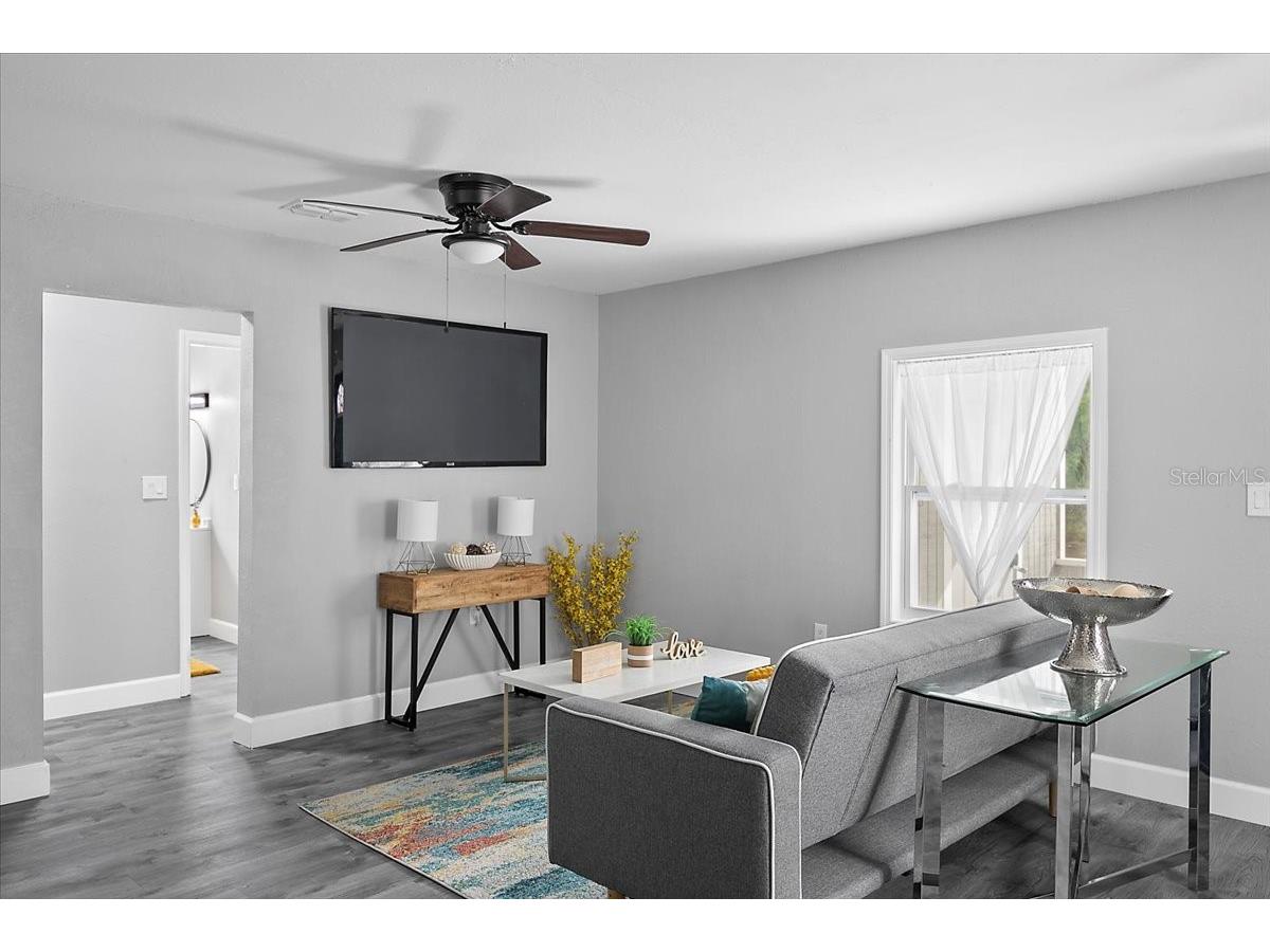 3007 Dixie Avenue Sarasota FL 34234 TB8469599 image23