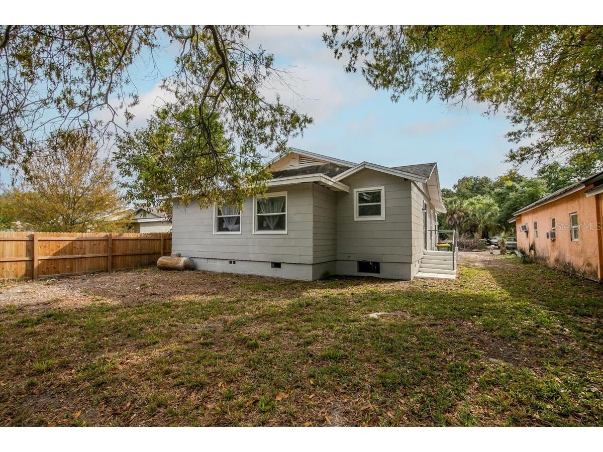 3007 Dixie Avenue Sarasota FL 34234 TB8469599 image25