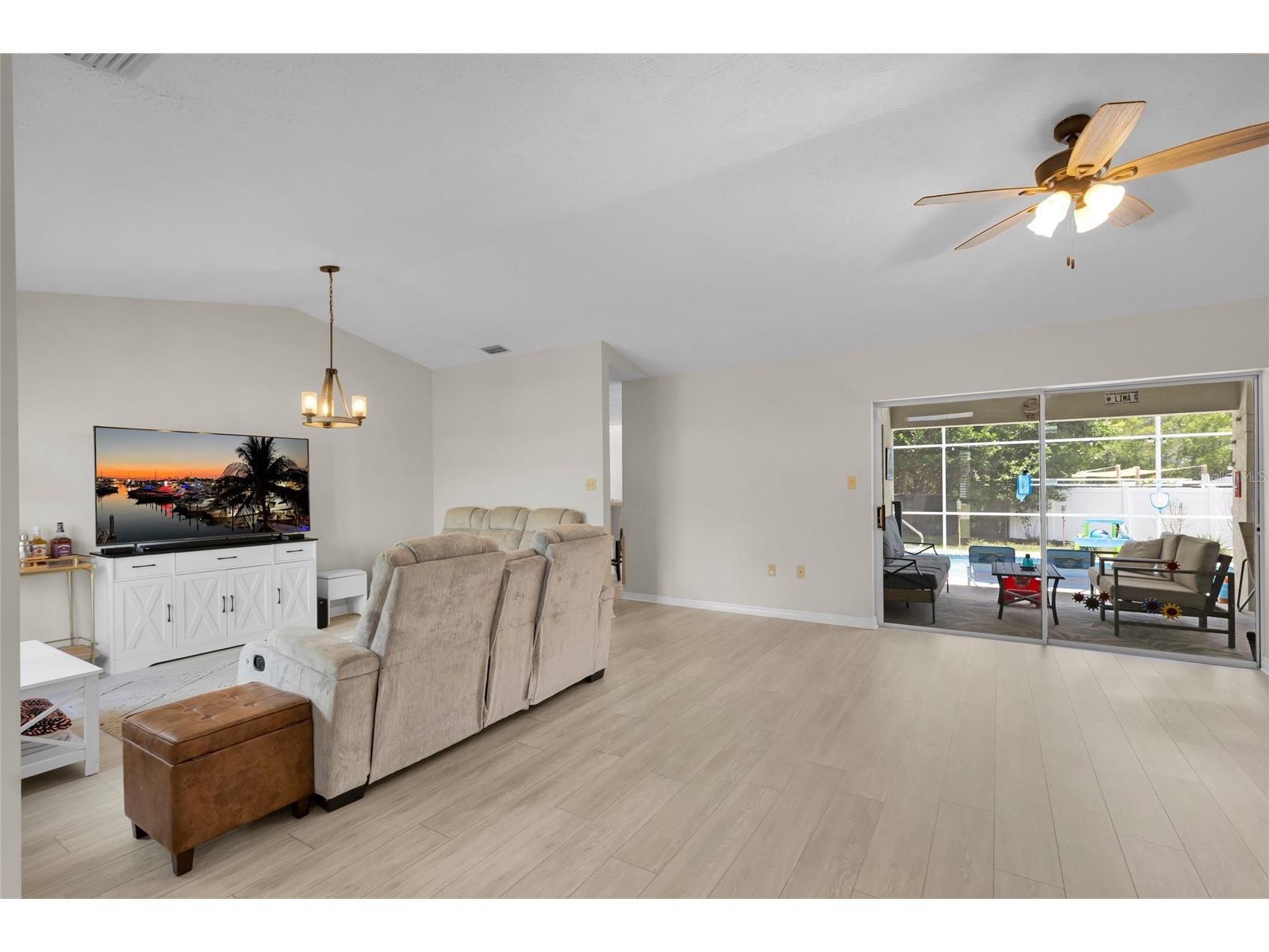 3007 Dupont Street Eustis FL 32726 G5112609 image13