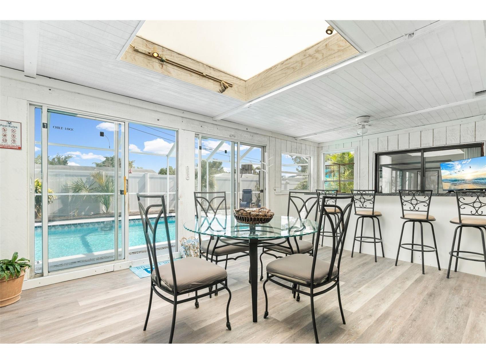 3007 Florida Boulevard Bradenton FL 34207 A4692974 image17
