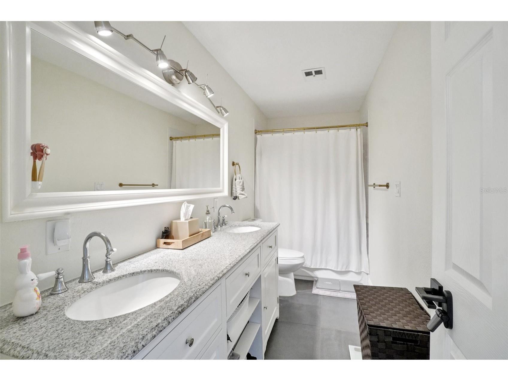 3007 N Woodrow Avenue Tampa FL 33603 TB8499086 image14