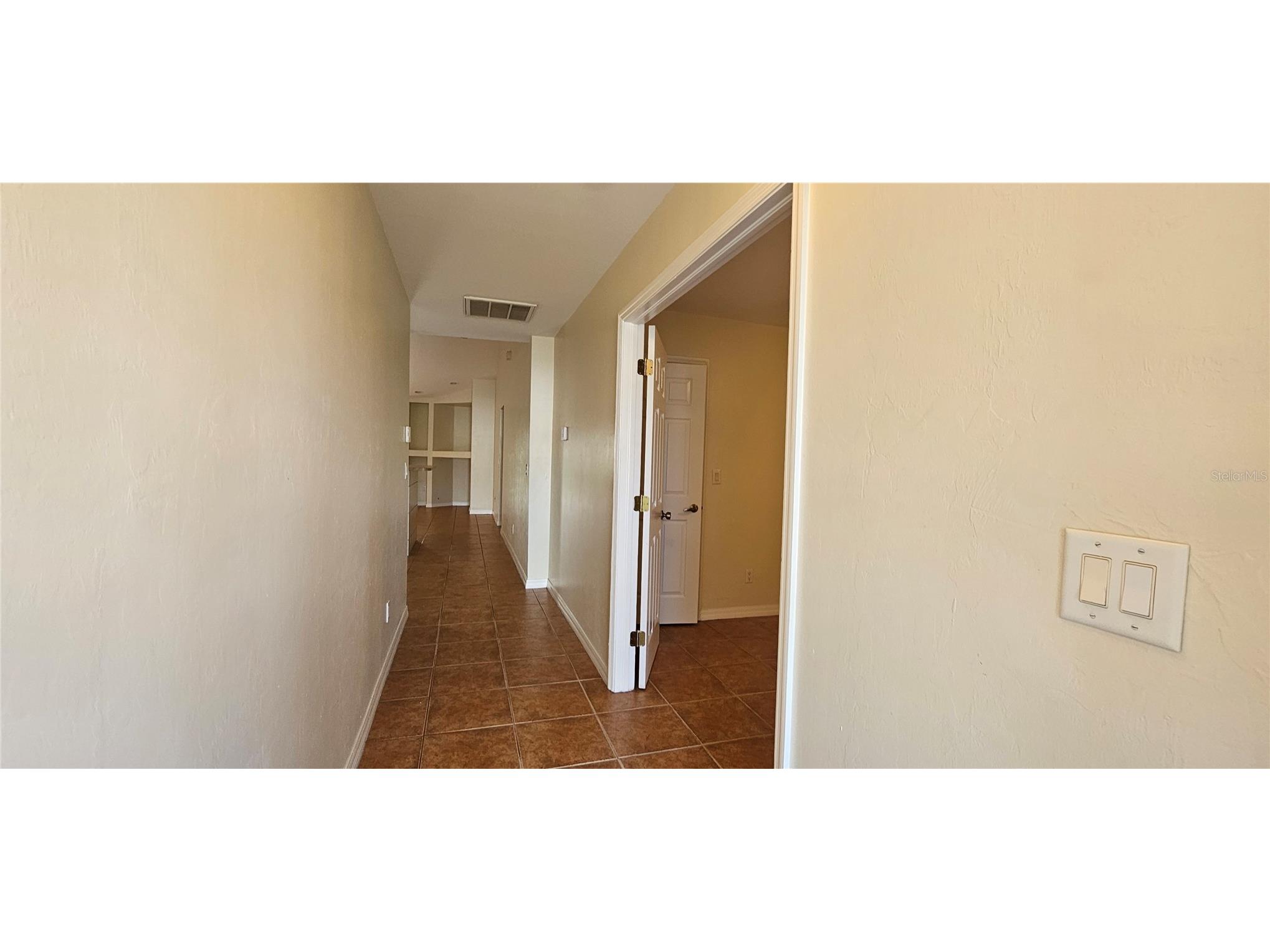 3007 SW Santa Barbara Place Cape Coral FL 33914 C7527886 image2