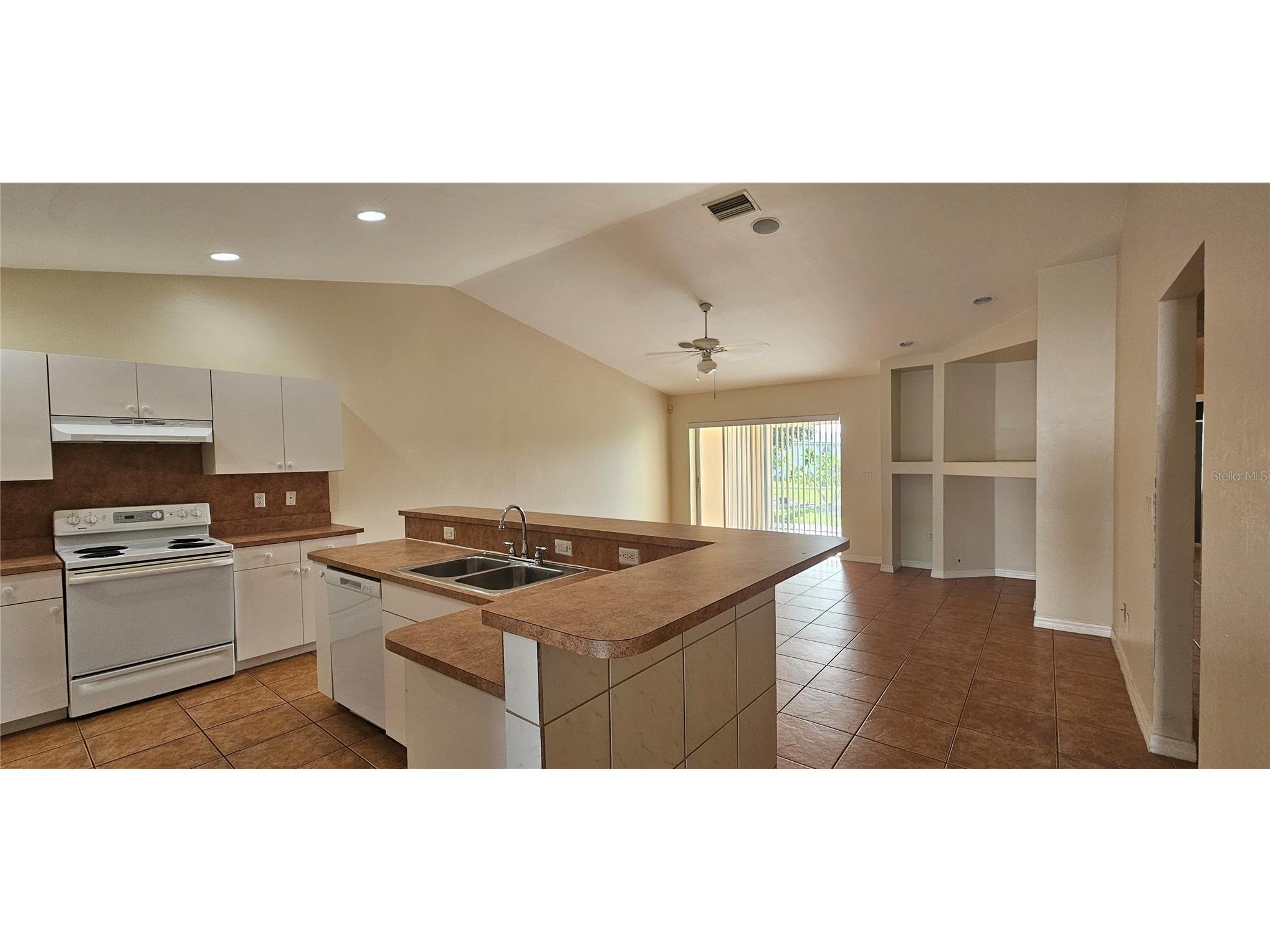 3007 SW Santa Barbara Place Cape Coral FL 33914 C7527886 image5