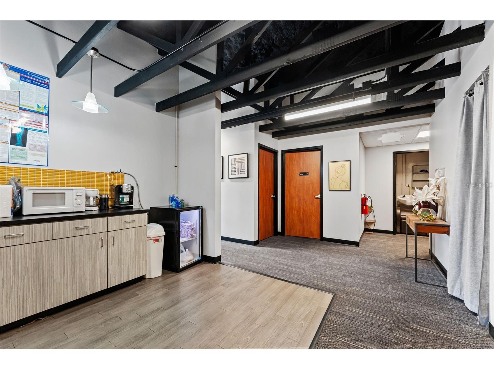 3007 W Cypress Street Tampa FL 33609 TB8477649 image15