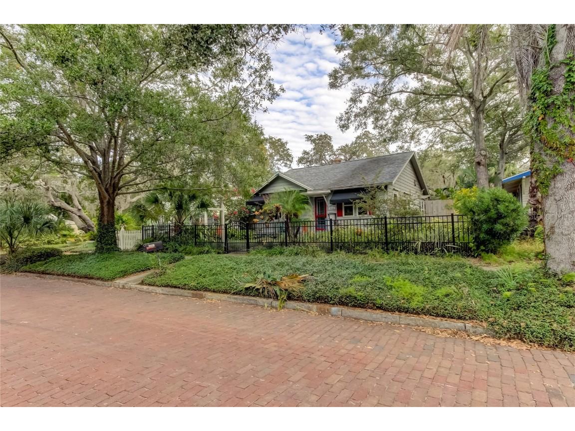 3008 52nd Street S Gulfport FL 33707 U8222540 image1