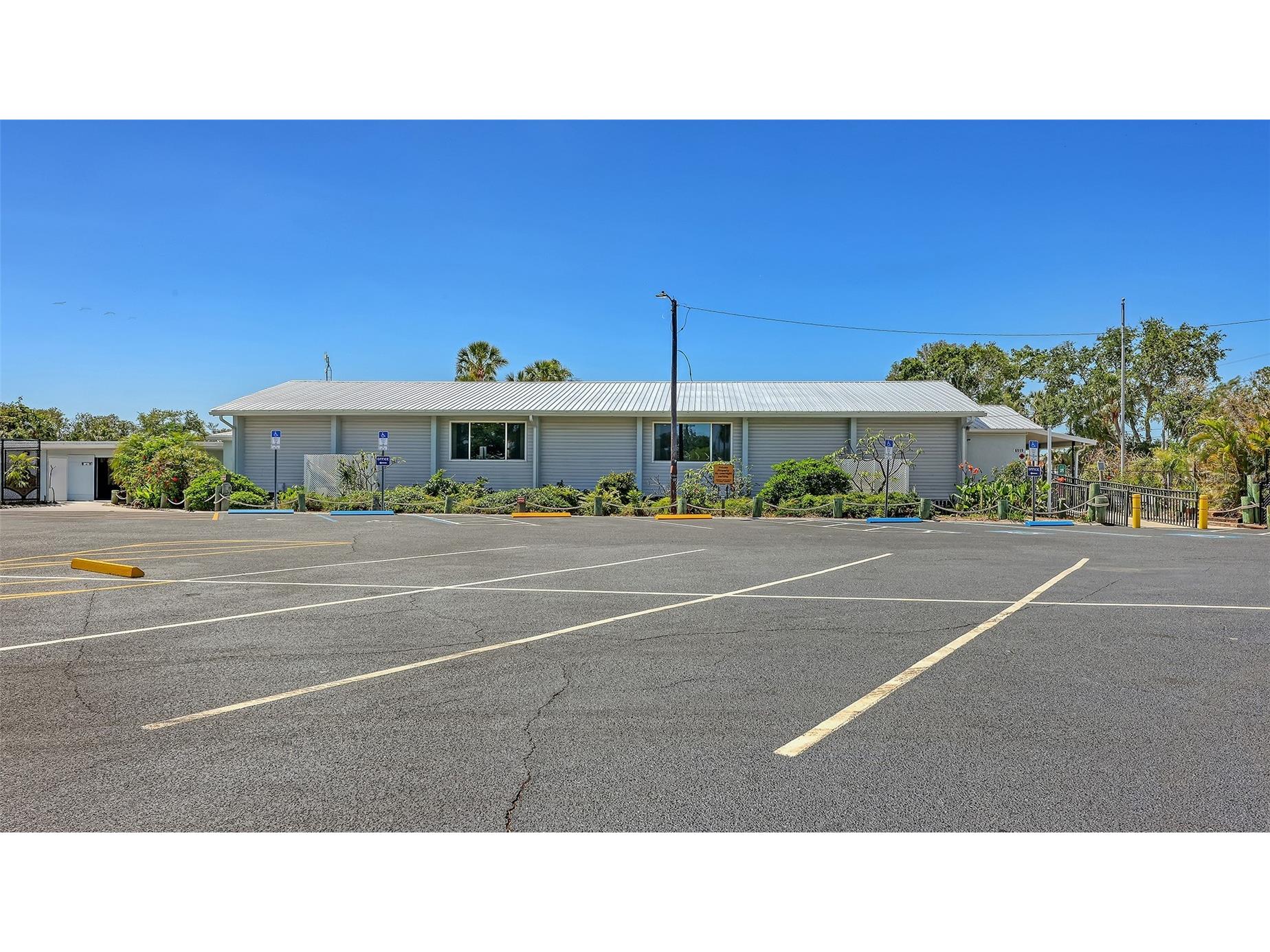 3008 Bowdoin Place Bradenton FL 34207 A4690900 image37