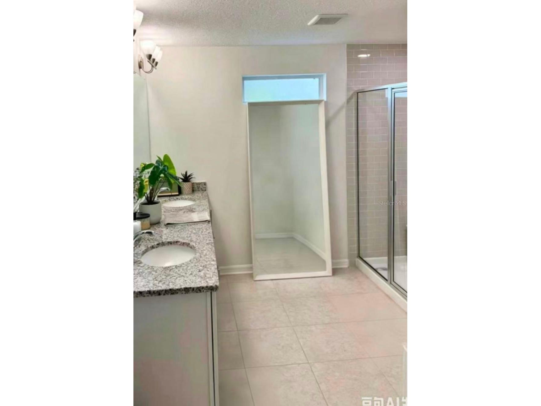 3008 E Sligh Avenue Tampa FL 33610 TB8523916 image17