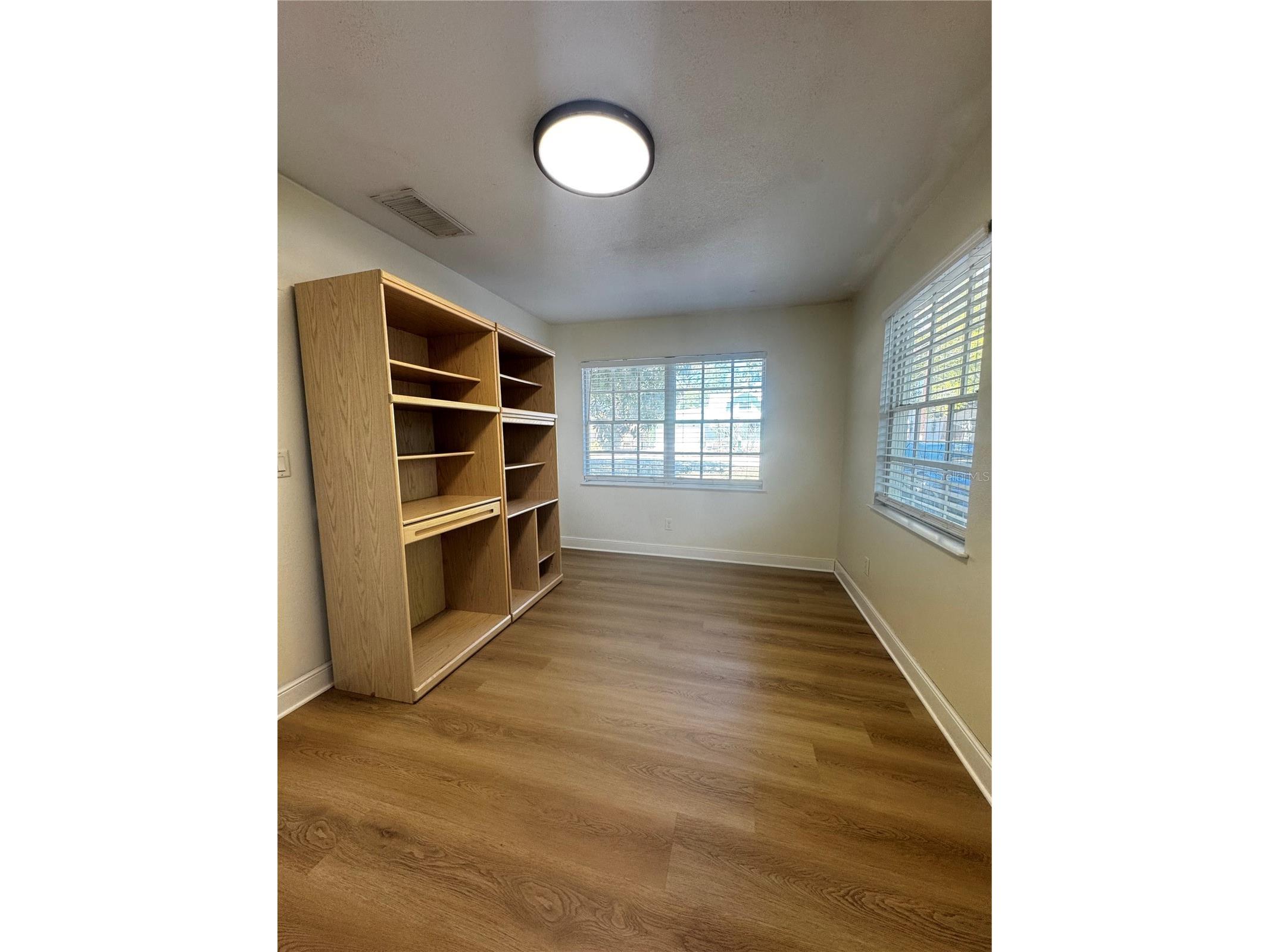 3008 Hillview Street Sarasota FL 34239 A4686754 image19