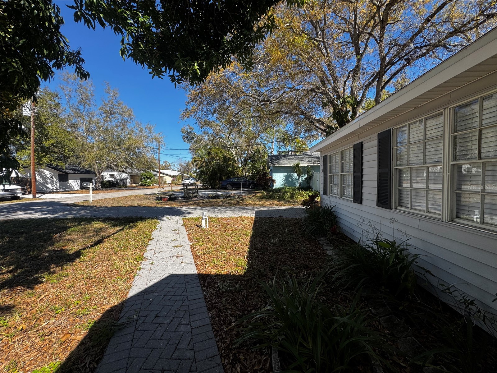 3008 Hillview Street Sarasota FL 34239 A4686754 image3