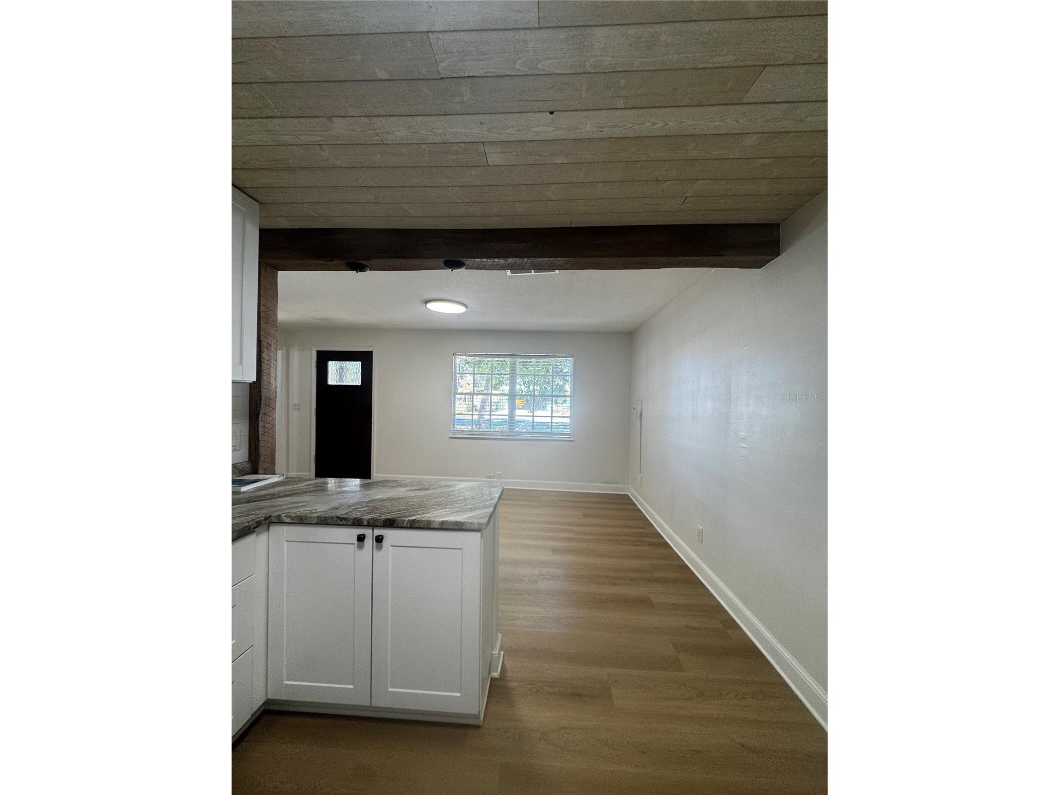 3008 Hillview Street Sarasota FL 34239 A4686754 image7