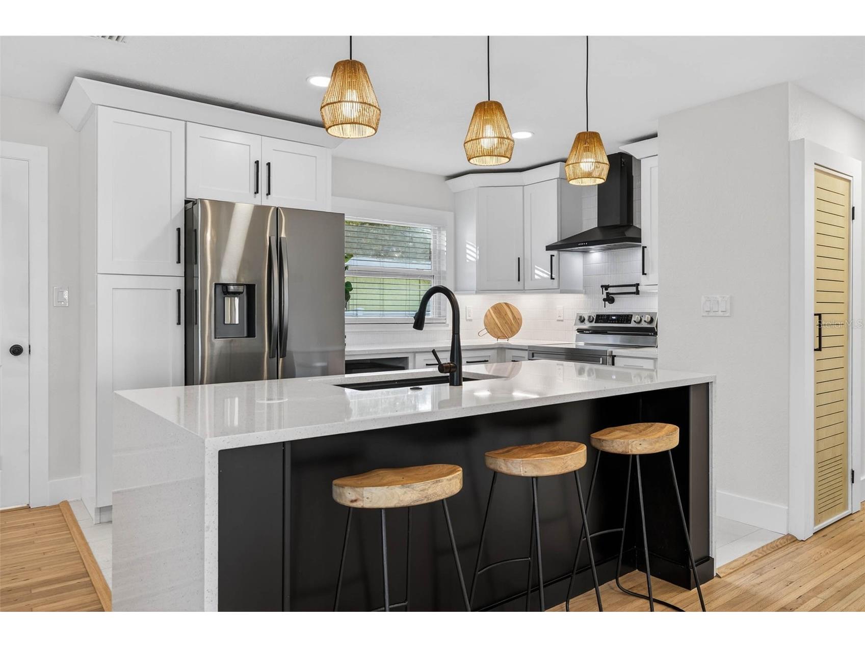 3008 Jackson Street N Saint Petersburg FL 33704 TB8508902 image11