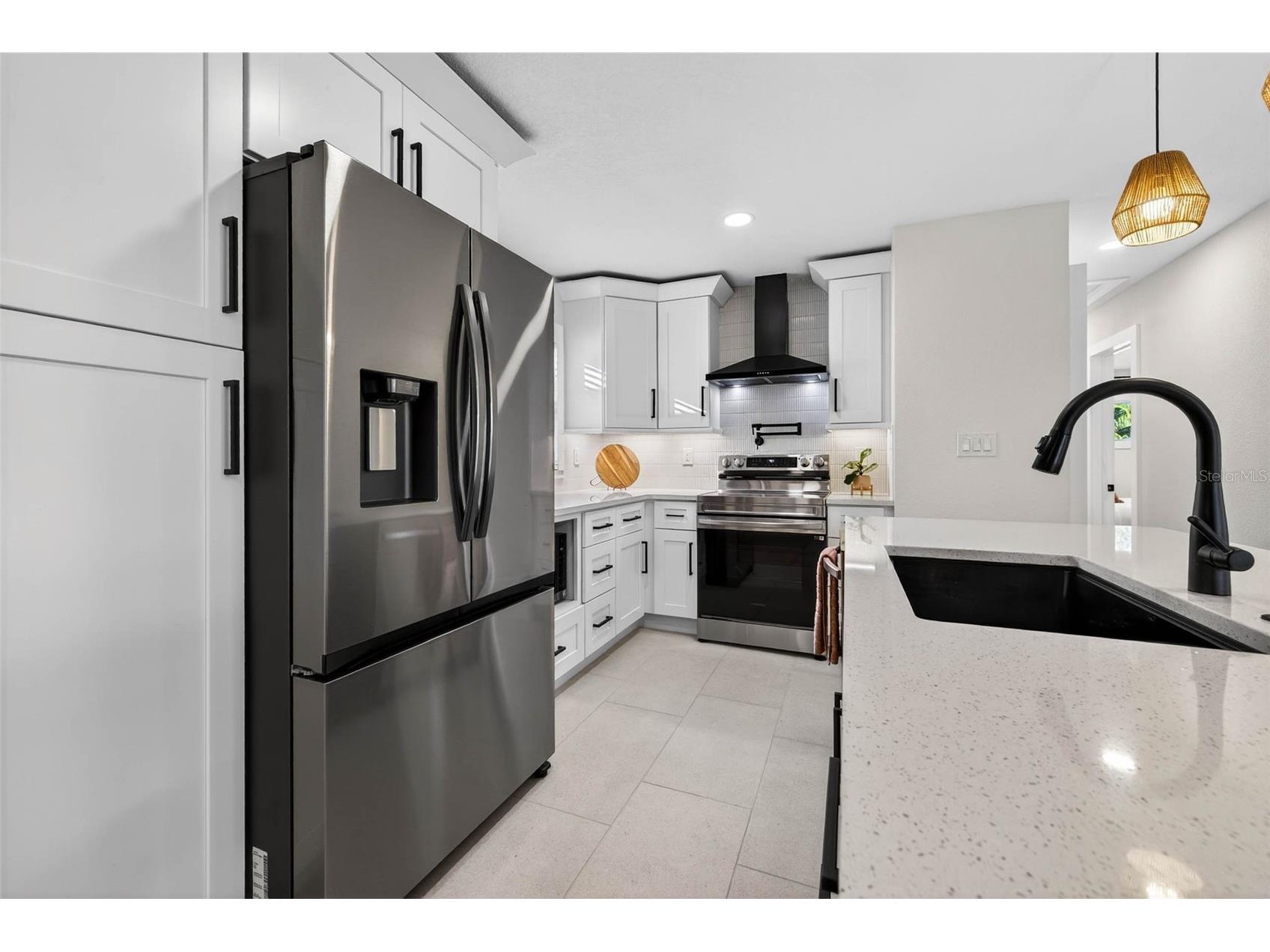 3008 Jackson Street N Saint Petersburg FL 33704 TB8508902 image16