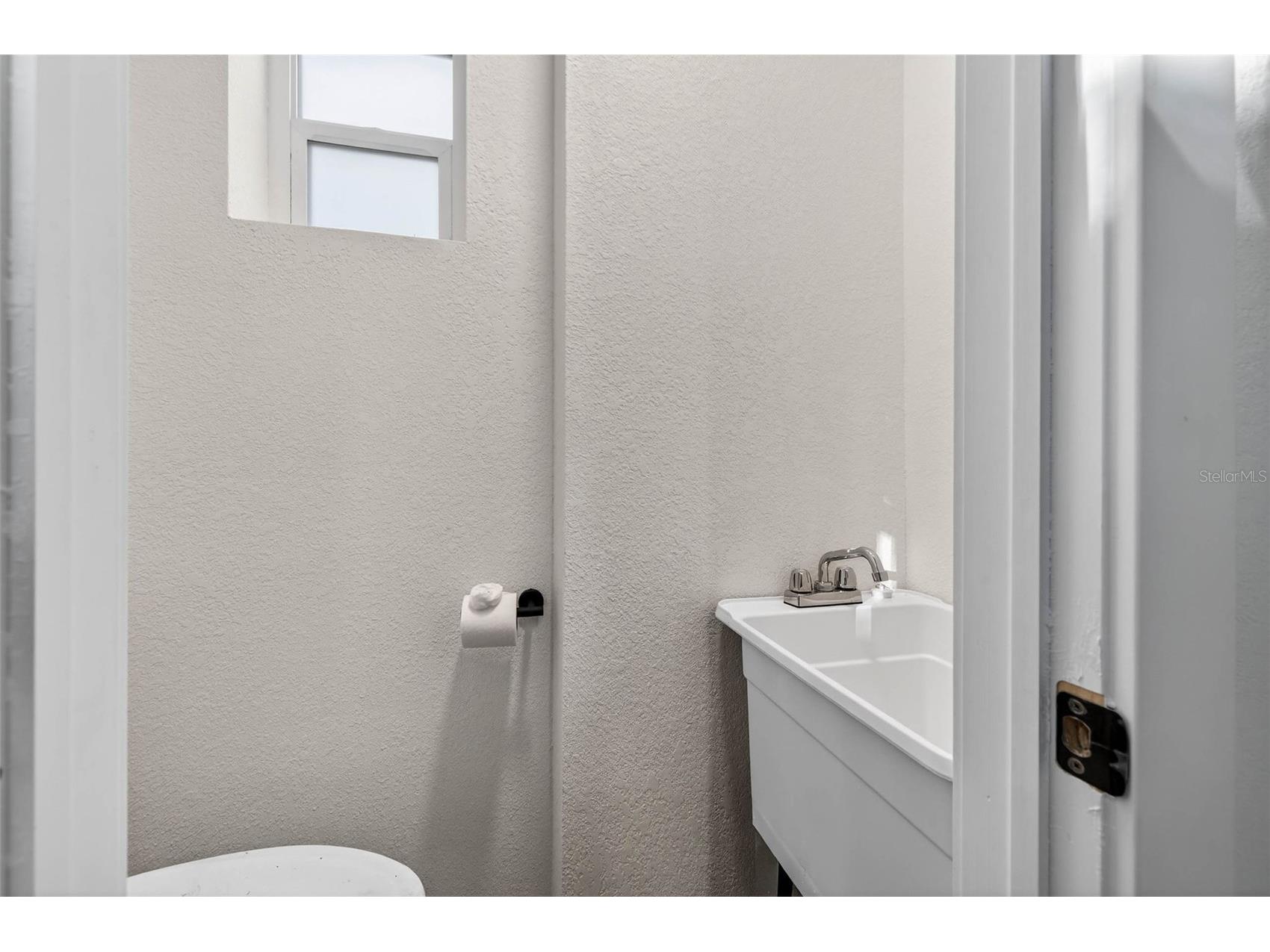 3008 Jackson Street N Saint Petersburg FL 33704 TB8508902 image34