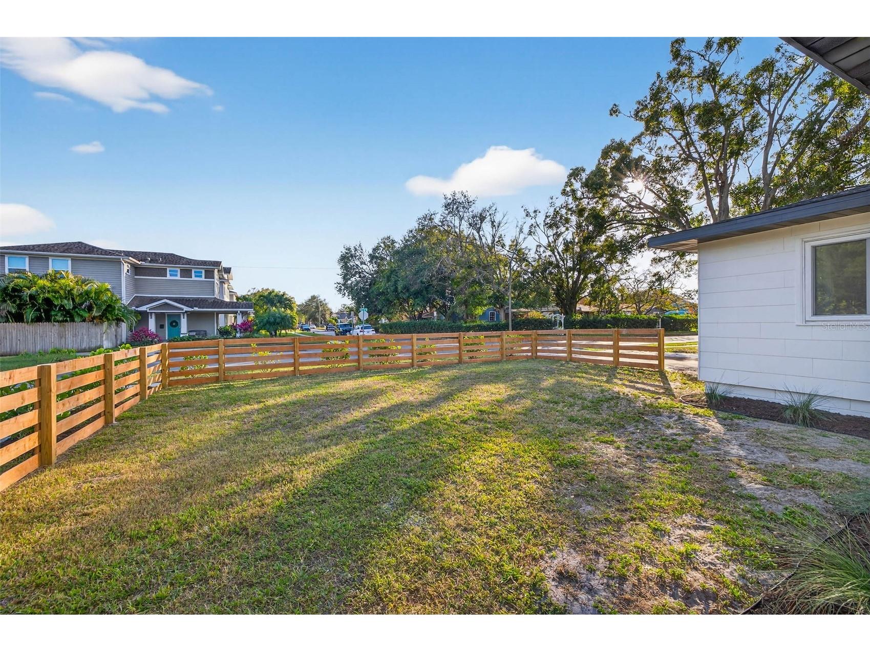3008 Jackson Street N Saint Petersburg FL 33704 TB8508902 image35