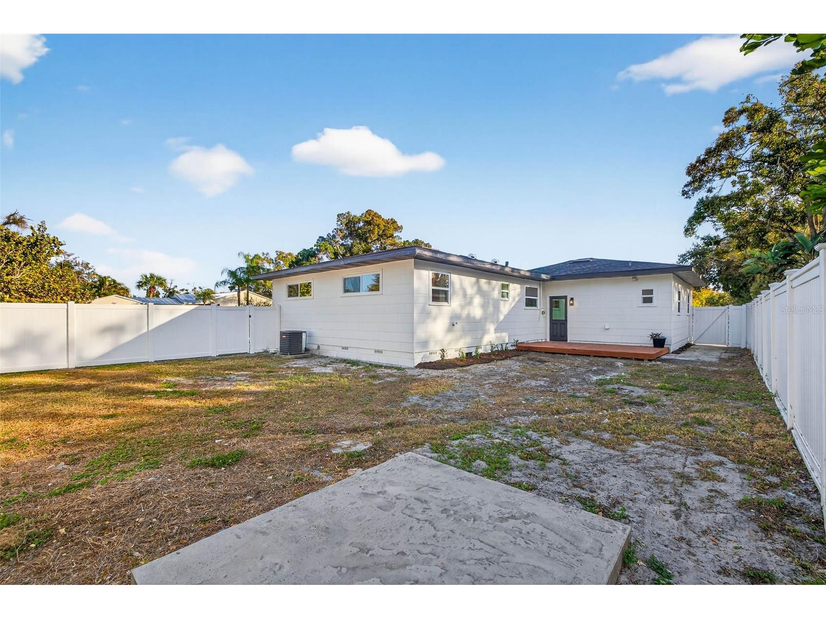 3008 Jackson Street N Saint Petersburg FL 33704 TB8508902 image39