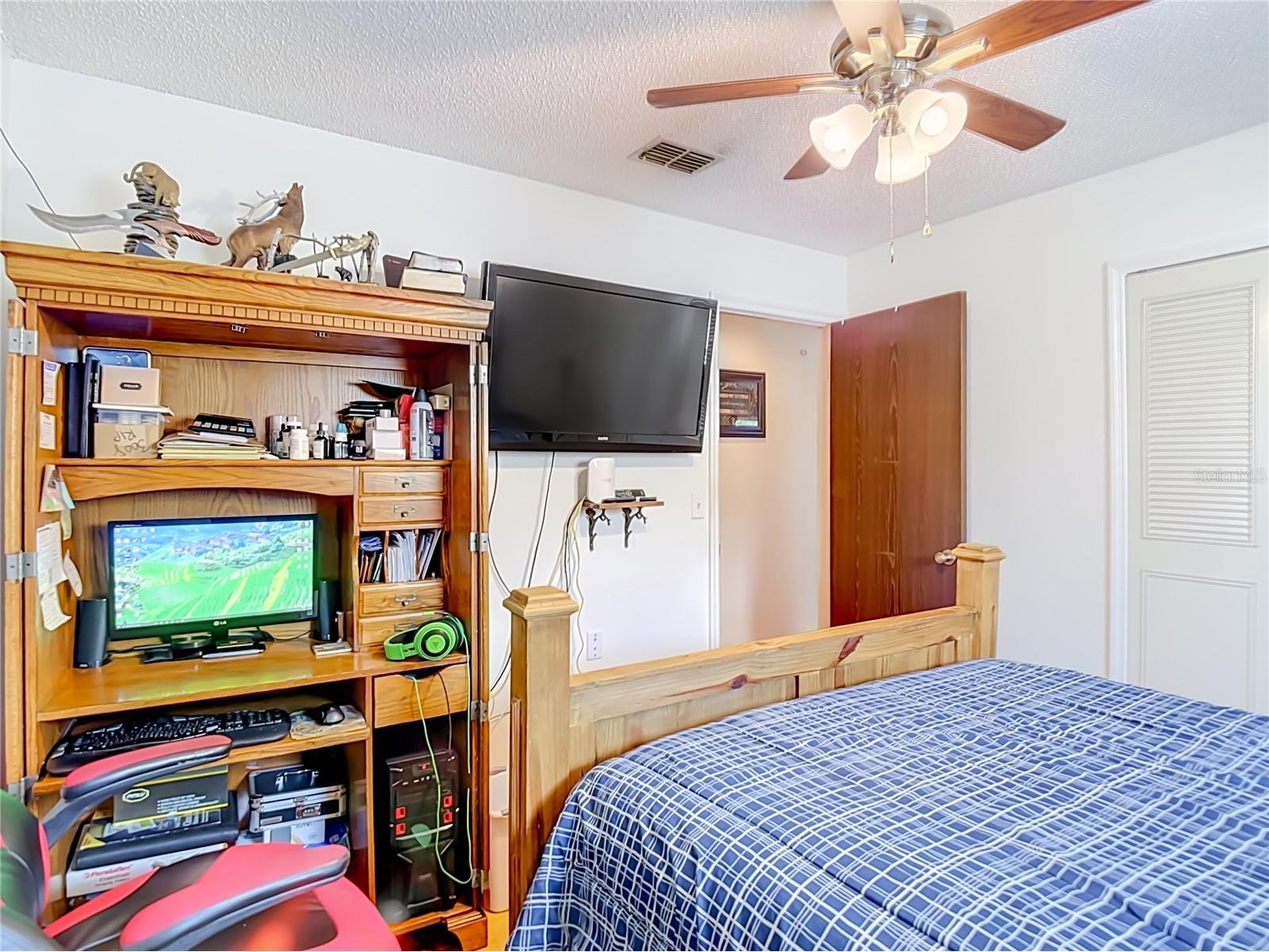 3008 Ripplewood Drive Seffner FL 33584 TB8529838 image25