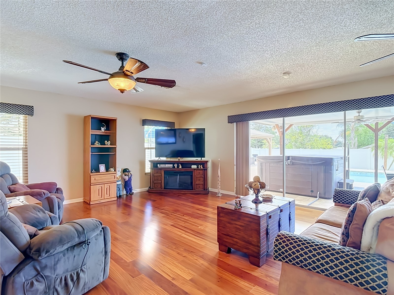 3008 Ripplewood Drive Seffner FL 33584 TB8529838 image7