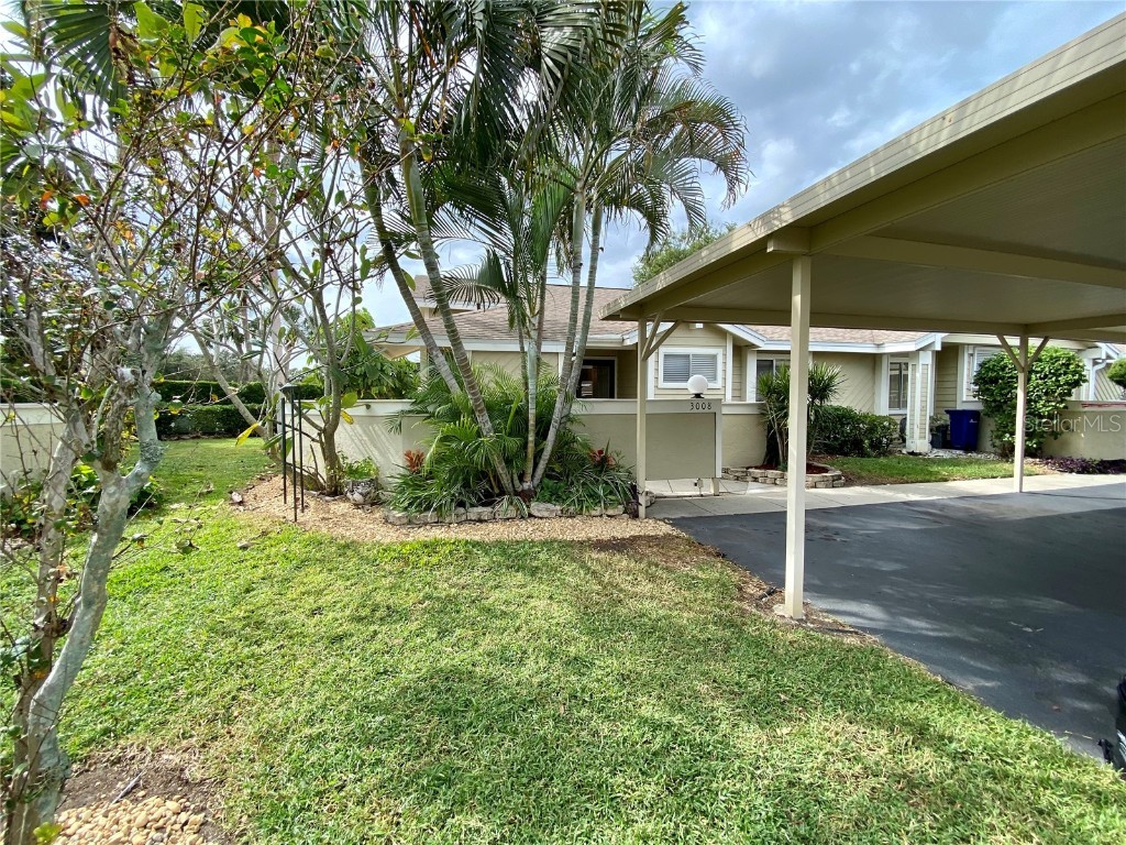 3008 Sail Pointe Circle #2-C Venice FL 34293 A4587758 image1