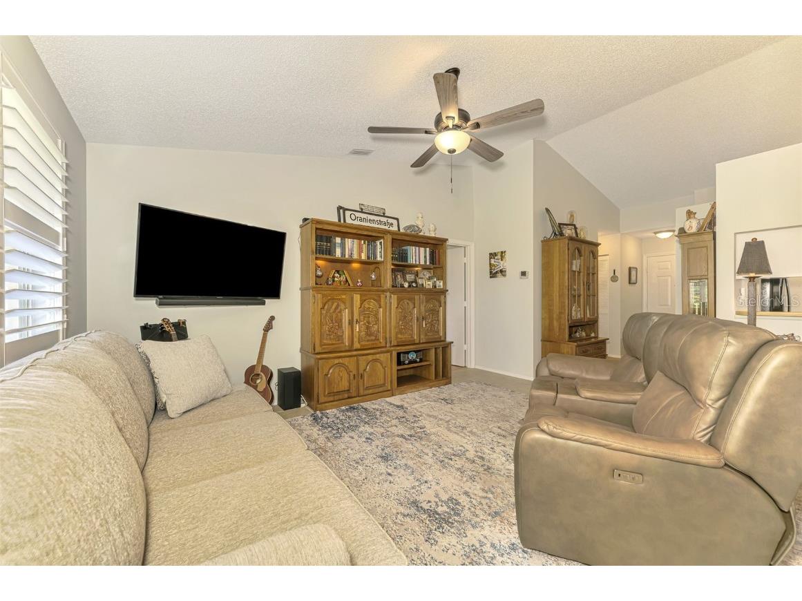 3008 Sail Pointe Circle #2C Venice FL 34293 N6137915 image12