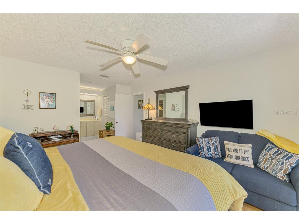 3008 Sail Pointe Circle #2C Venice FL 34293 N6137915 image28