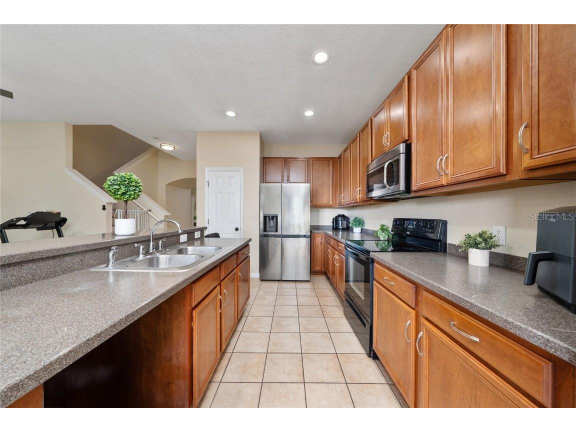 3008 Seaview Castle Drive Kissimmee FL 34746 S5139706 image4