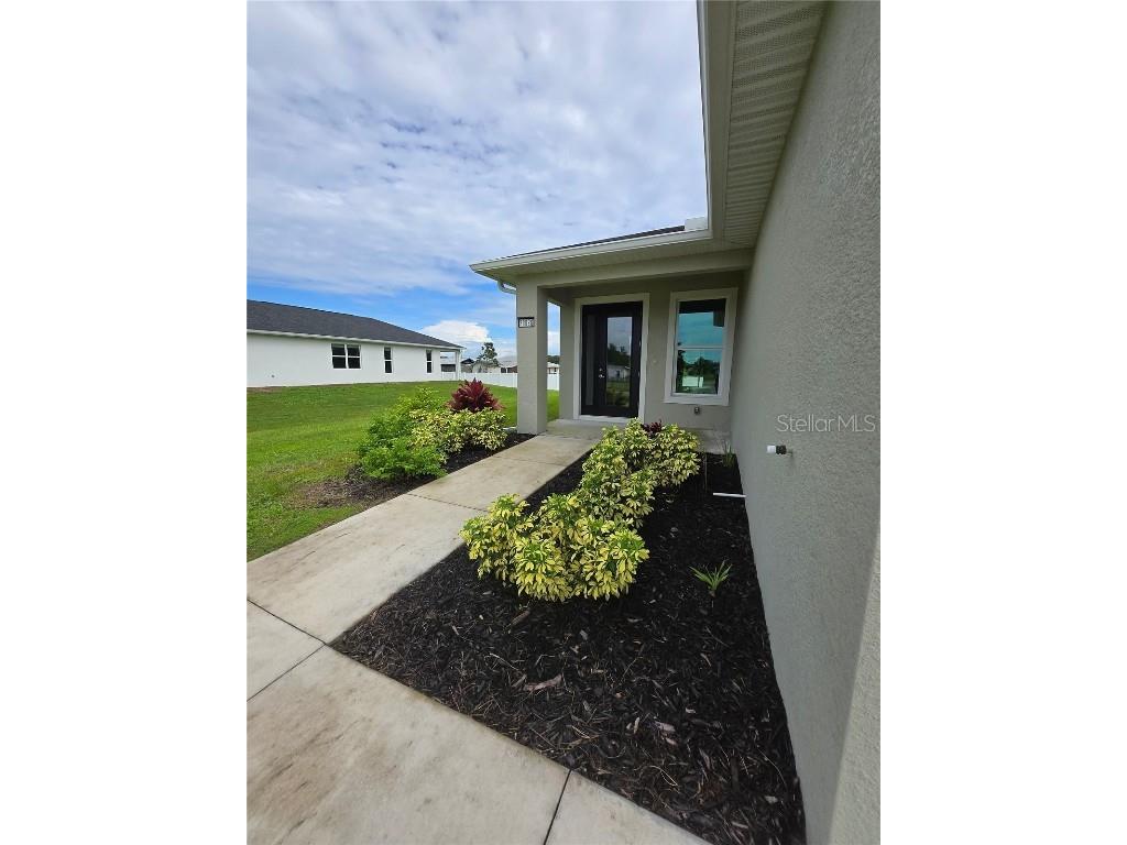 30086 Alder Road Punta Gorda FL 33982 D6143373 image2